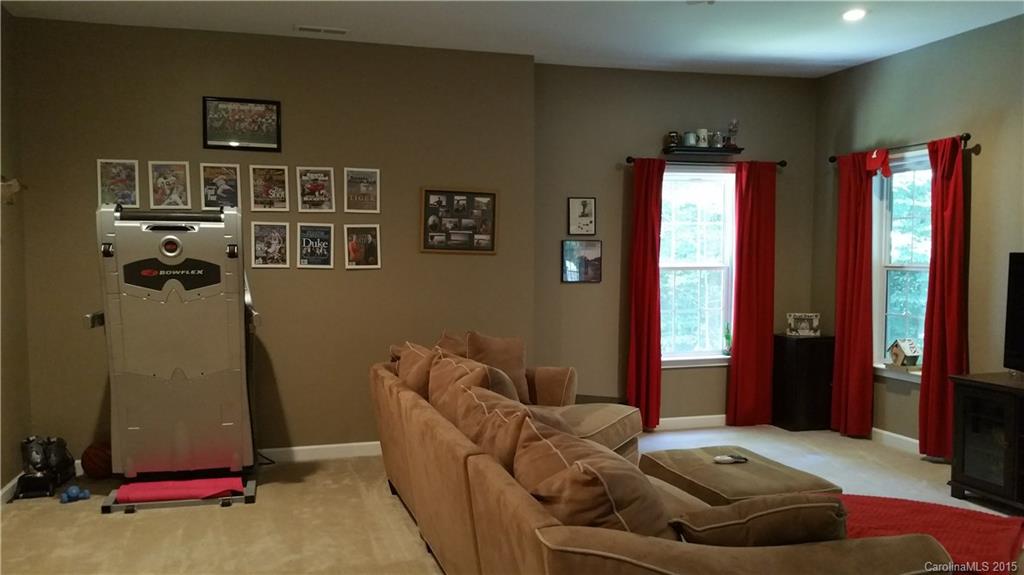 Meadow Glen - Residential