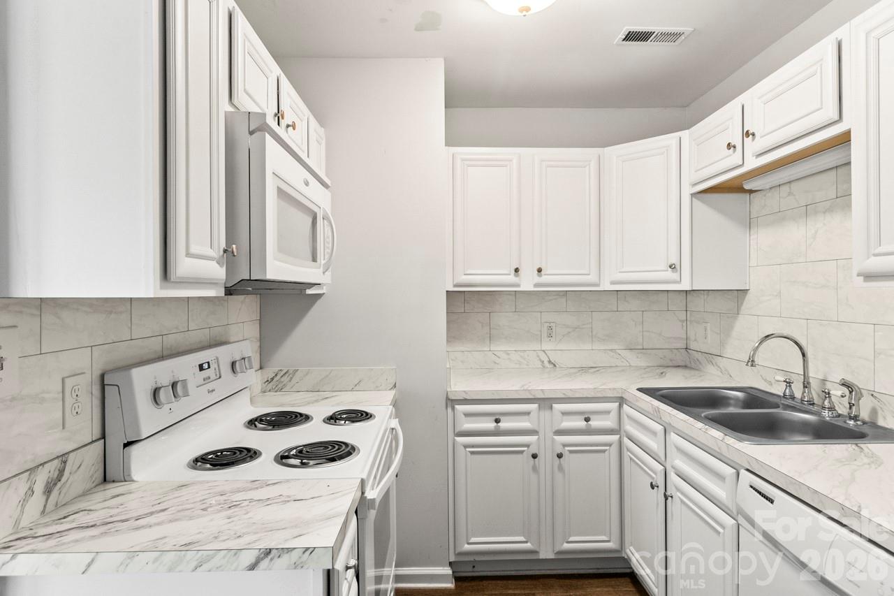 Oakdale Place - Residential