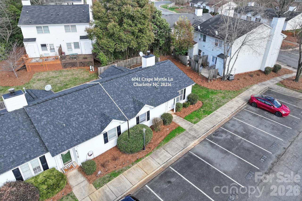 6041 Crape Myrtle Lane