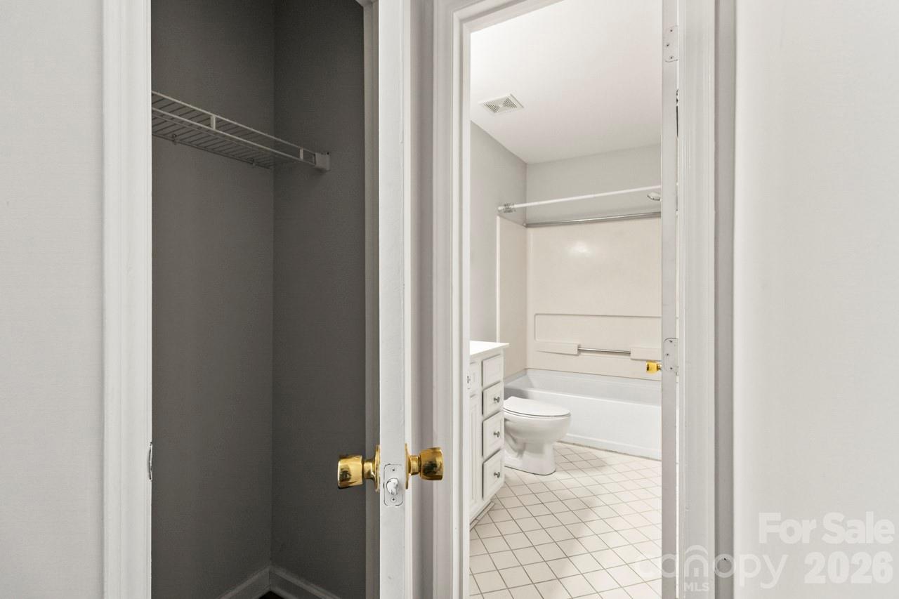 Oakdale Place - Residential