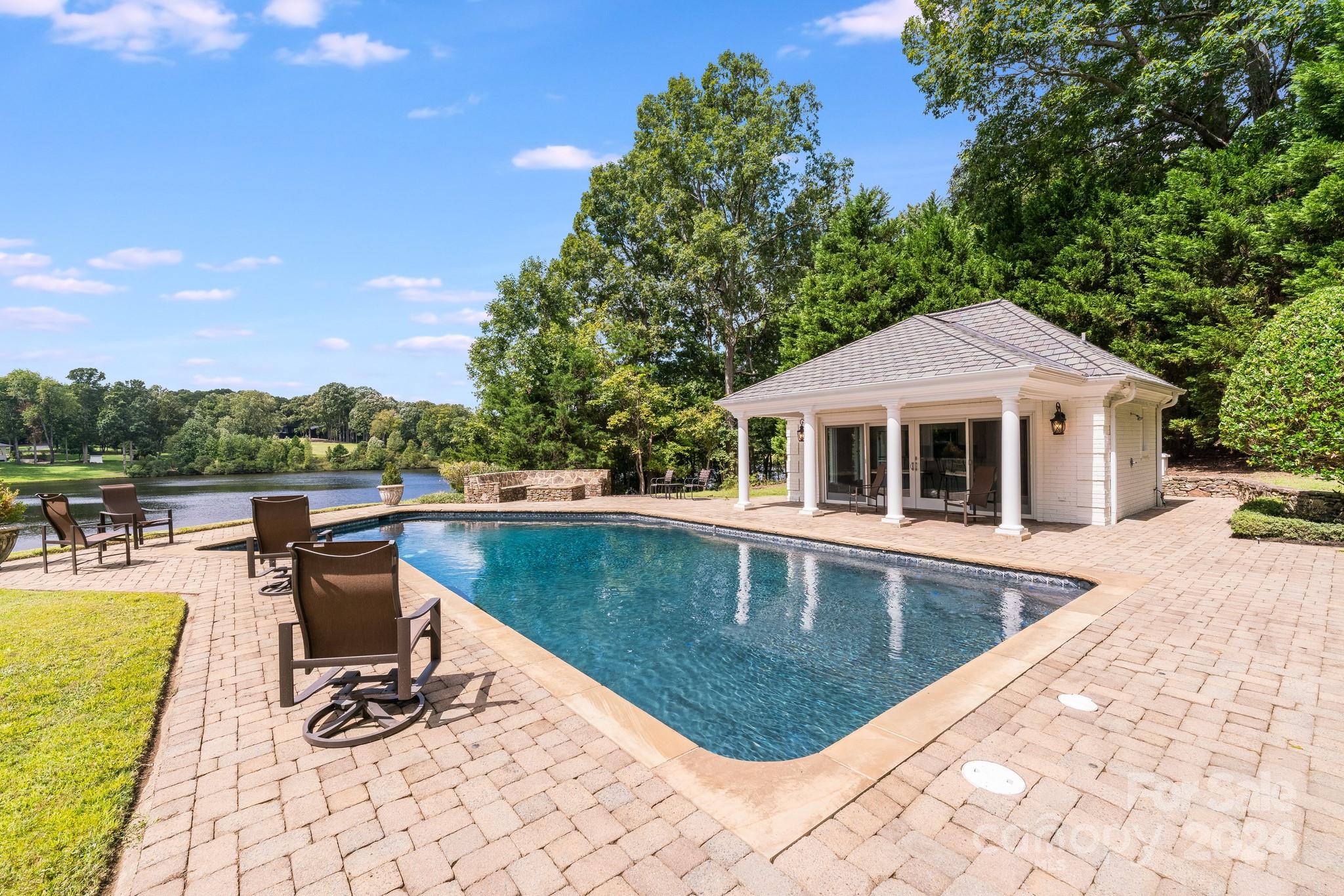 Aero Plantation - Residential