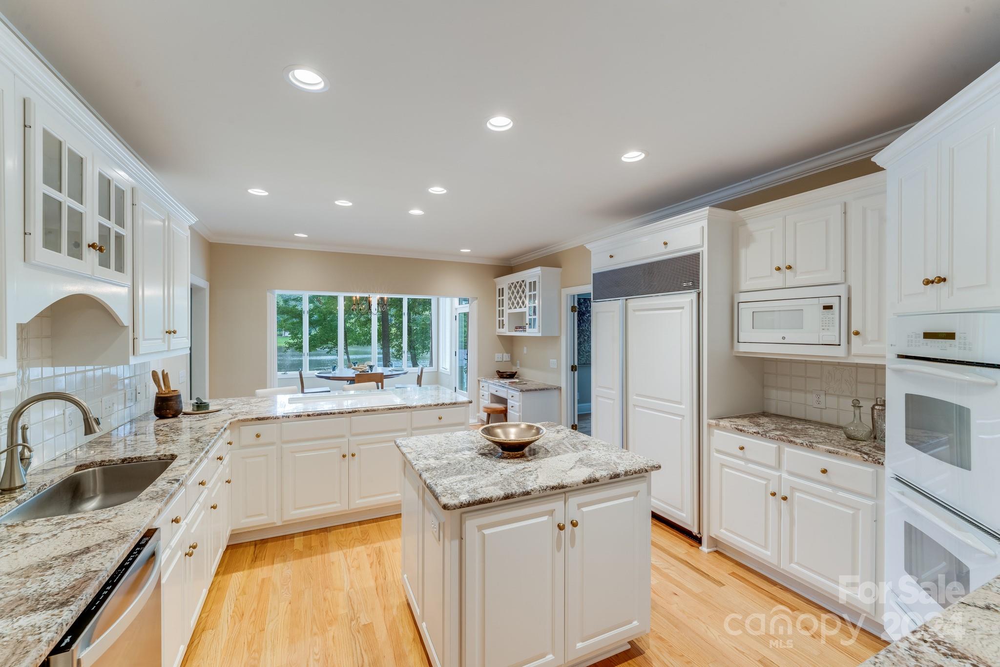 Aero Plantation - Residential