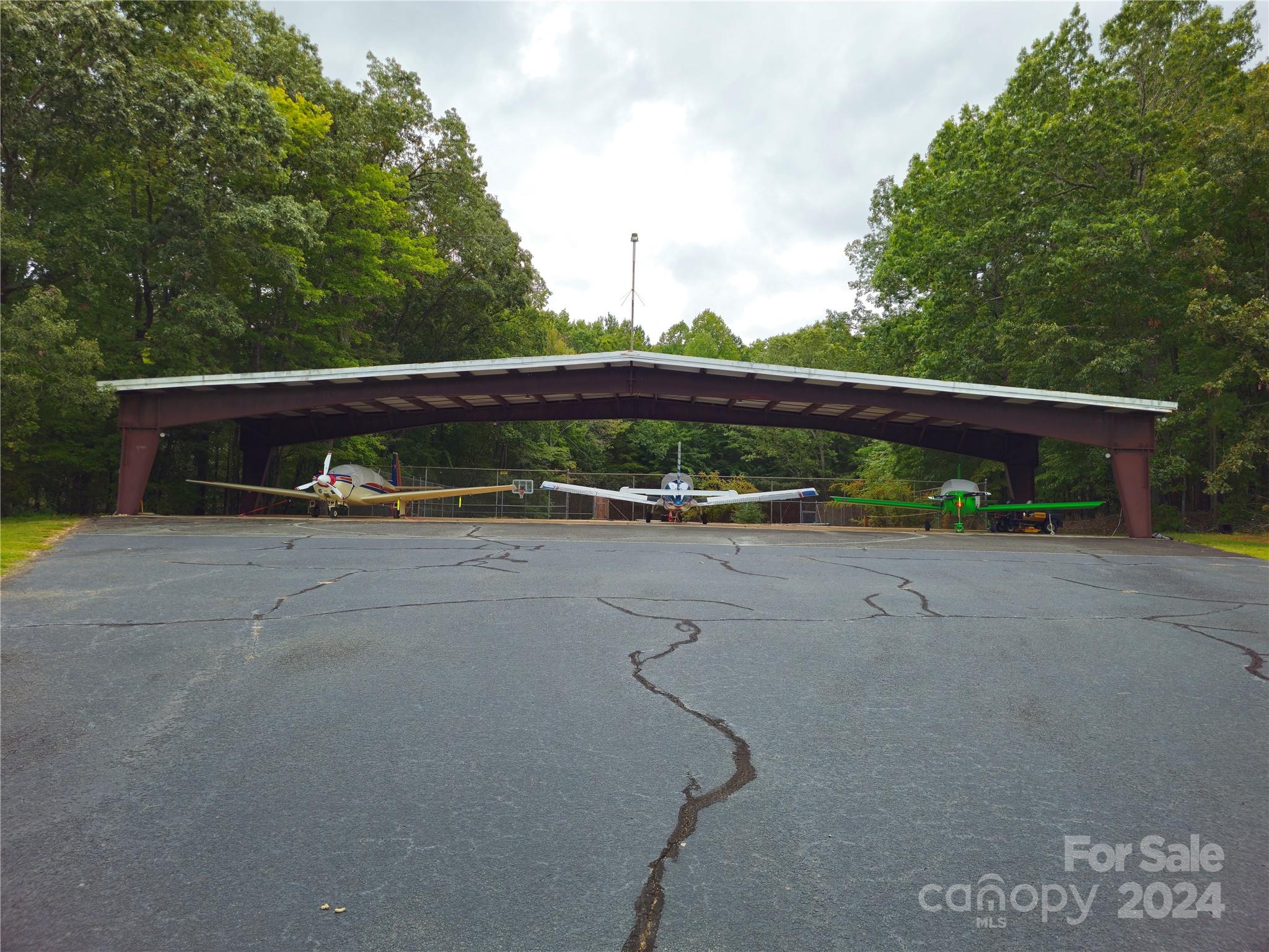 Aero Plantation - Residential