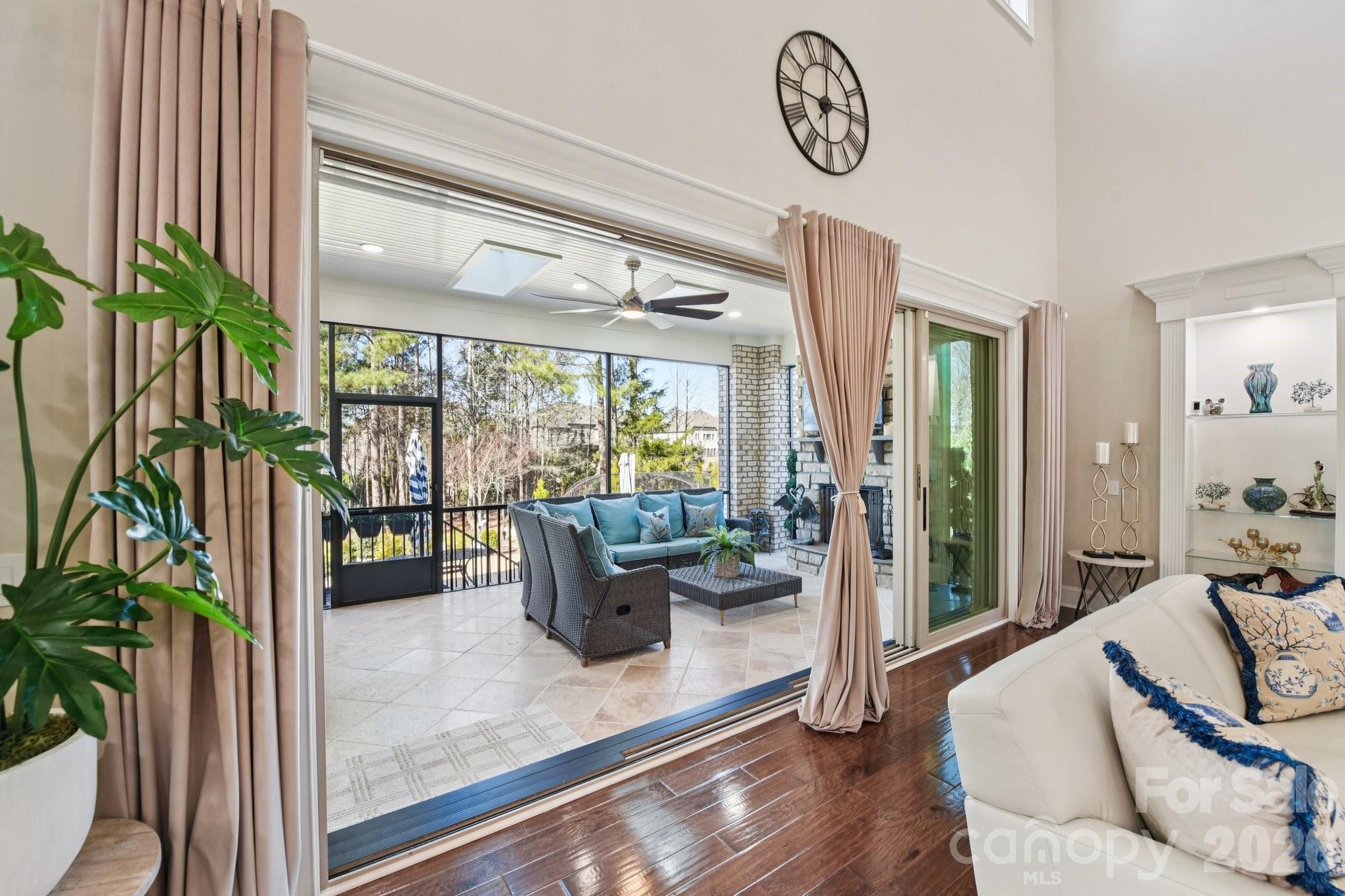 Ladera - Residential