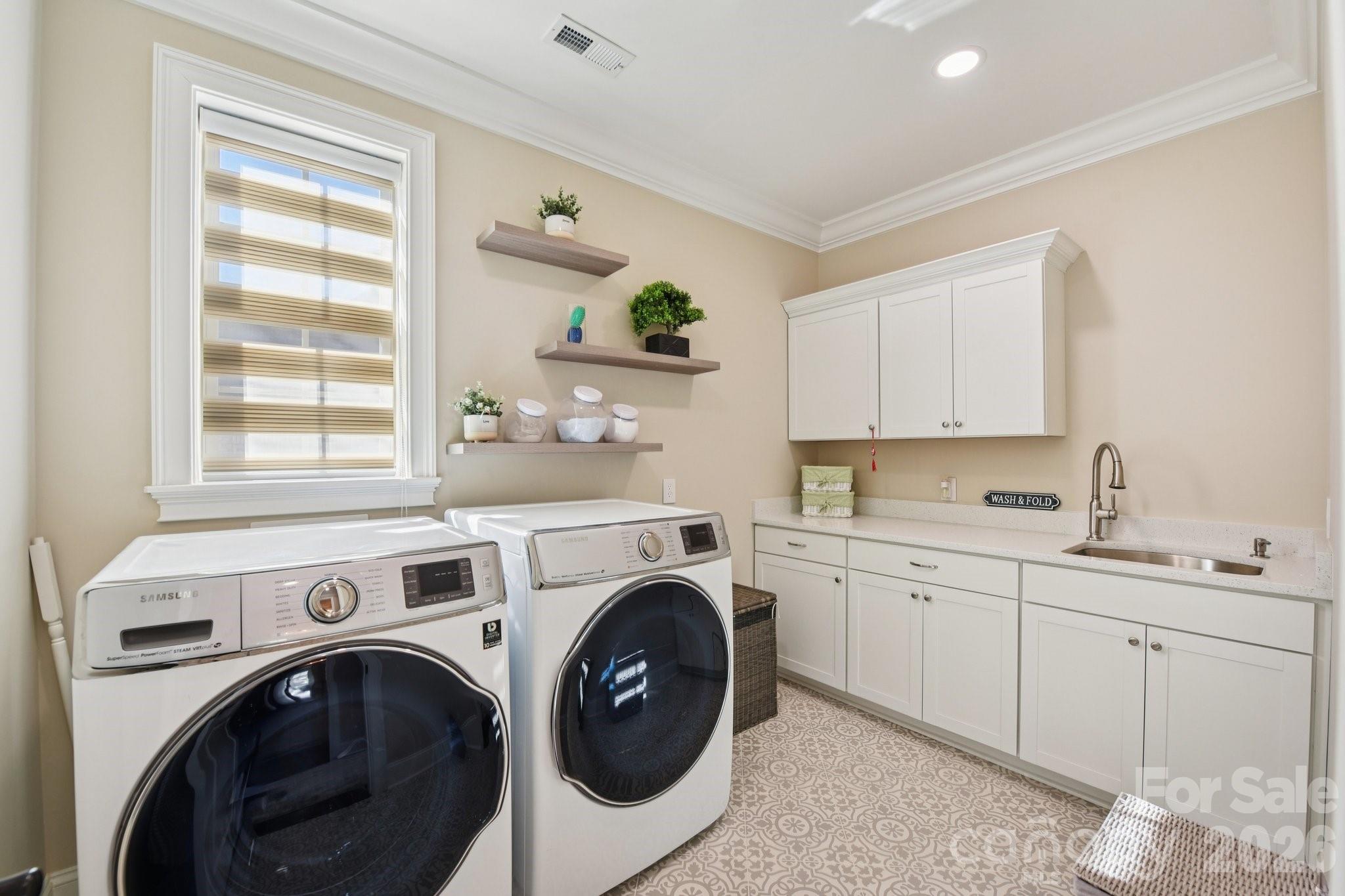 Ladera - Residential