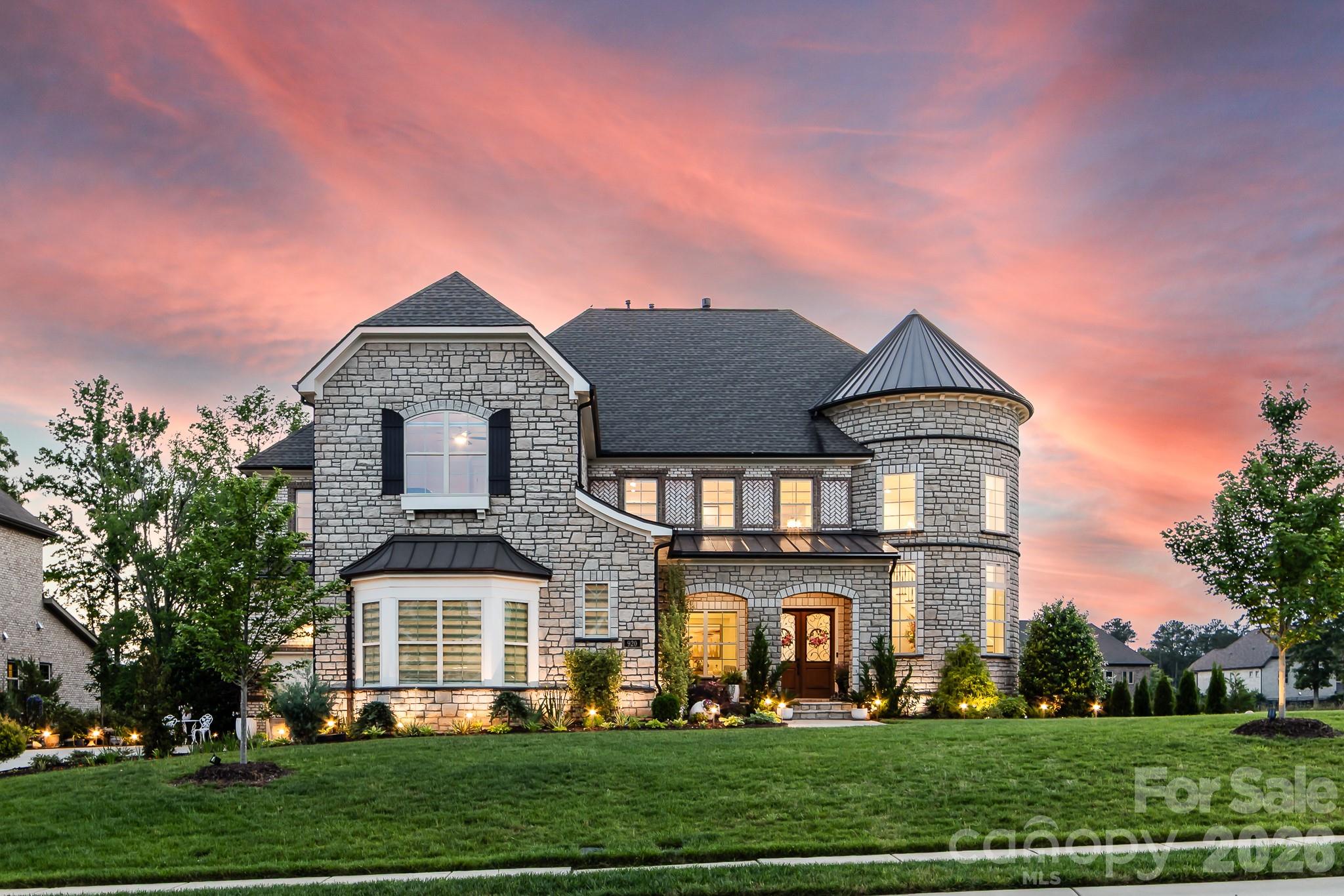 Ladera - Residential