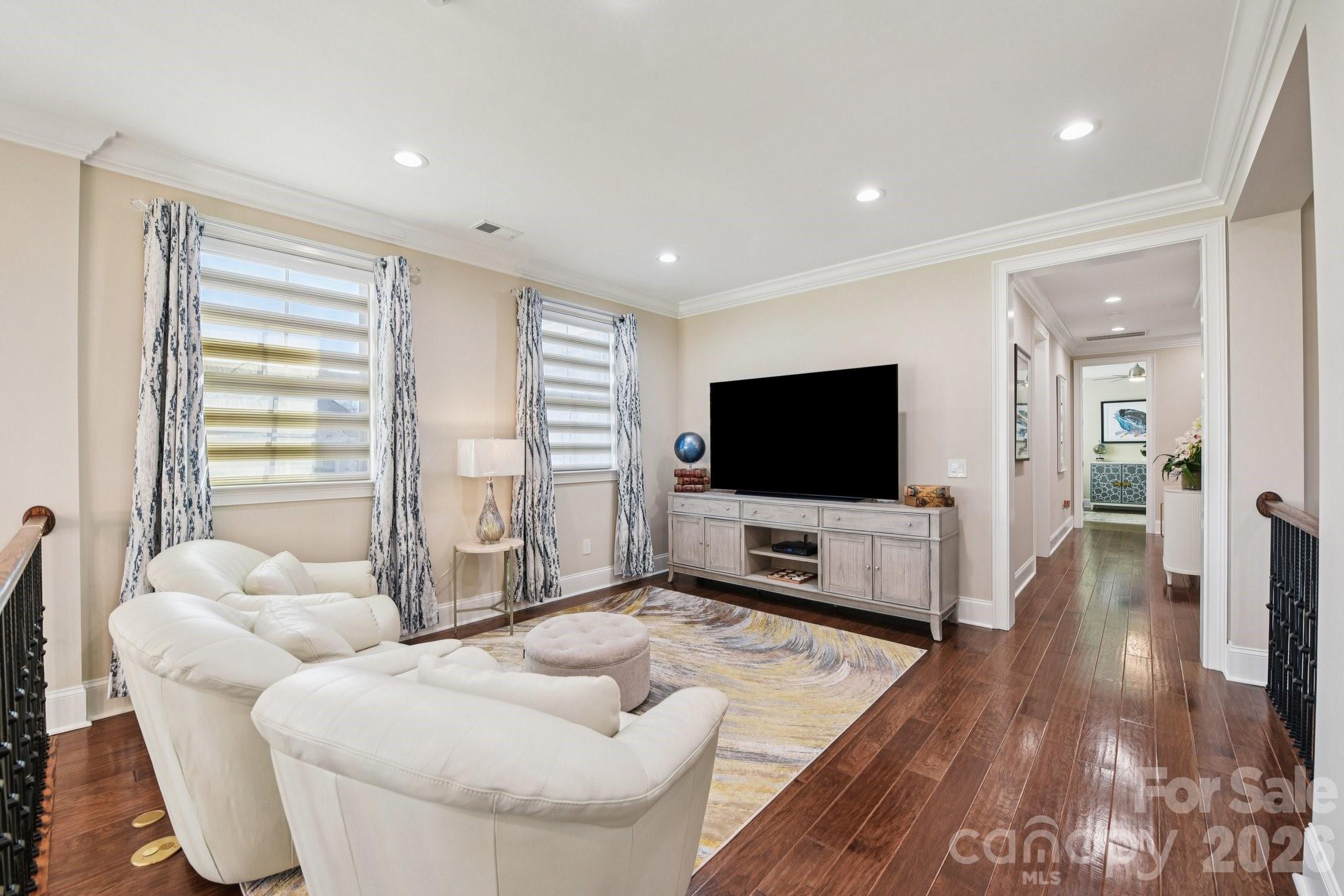 Ladera - Residential