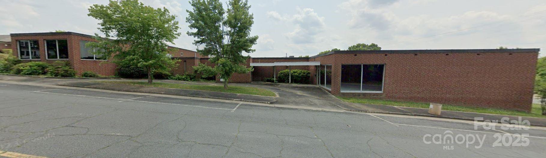 Photo 1 of 1 — 241 W North Street, Albemarle, NC 28001