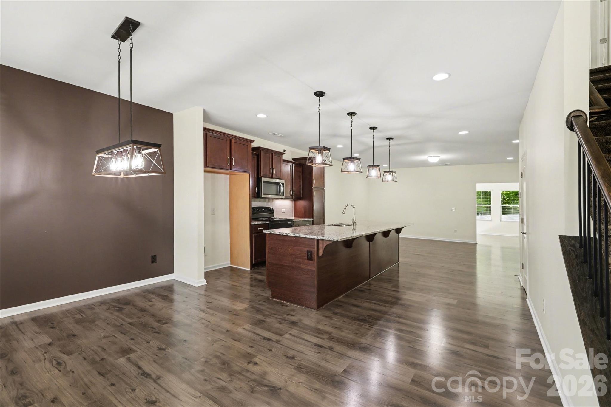 3024 Pinehills Way