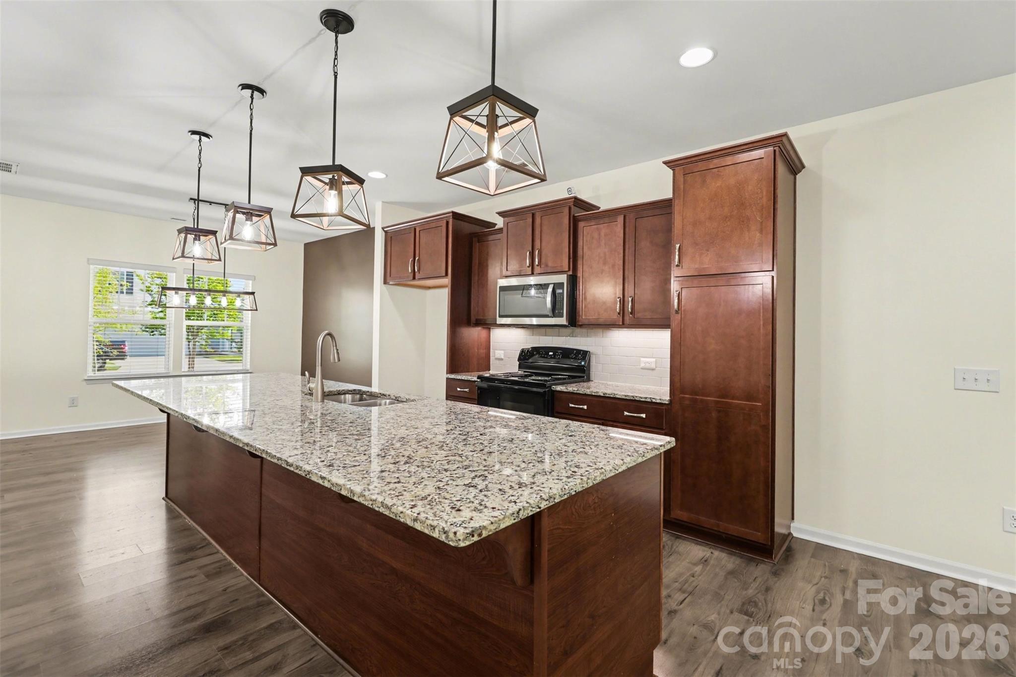 3024 Pinehills Way