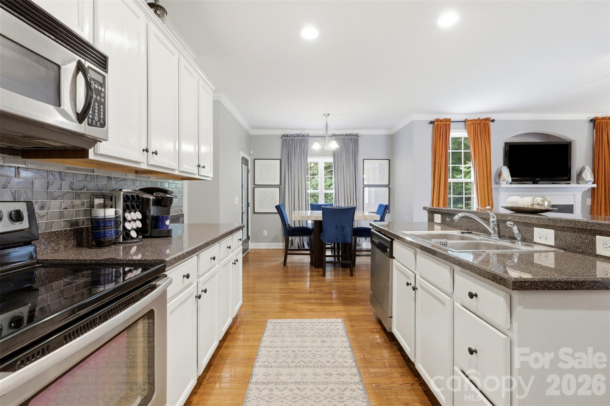 4550 Chestwood Court