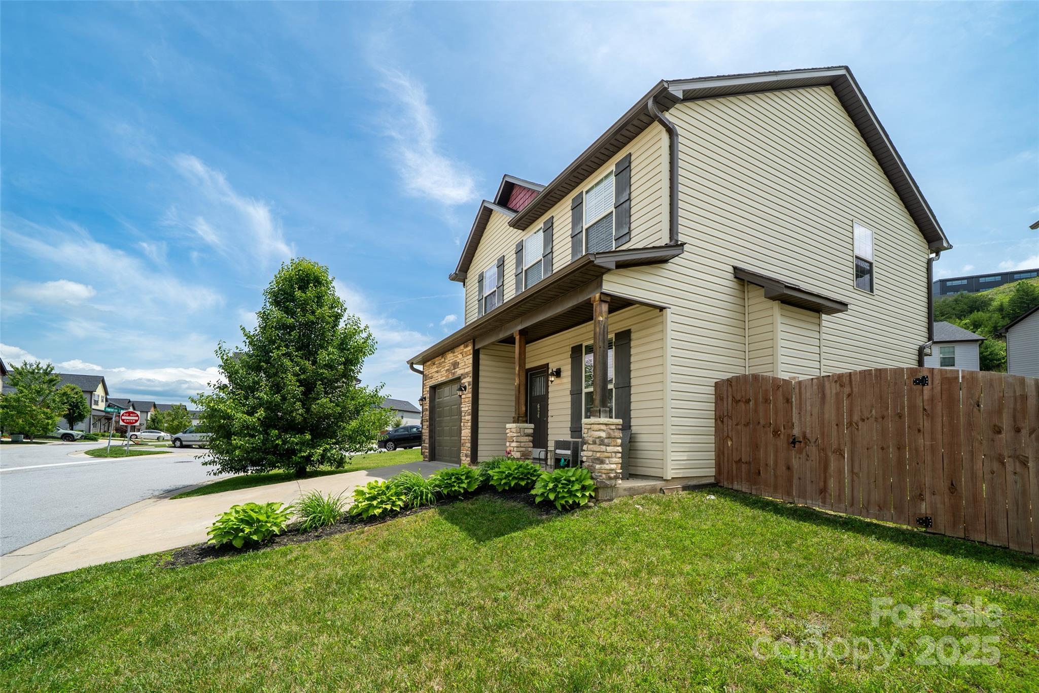 624 Cardwell Lane