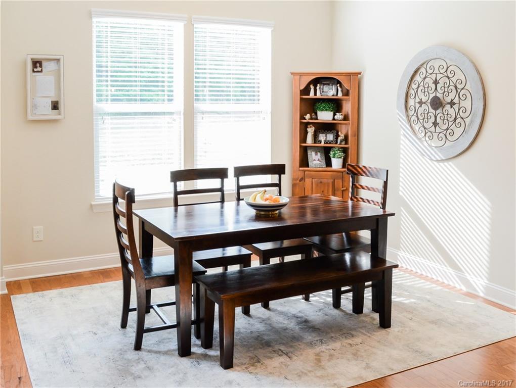 SECREST VILLAGE - Residential