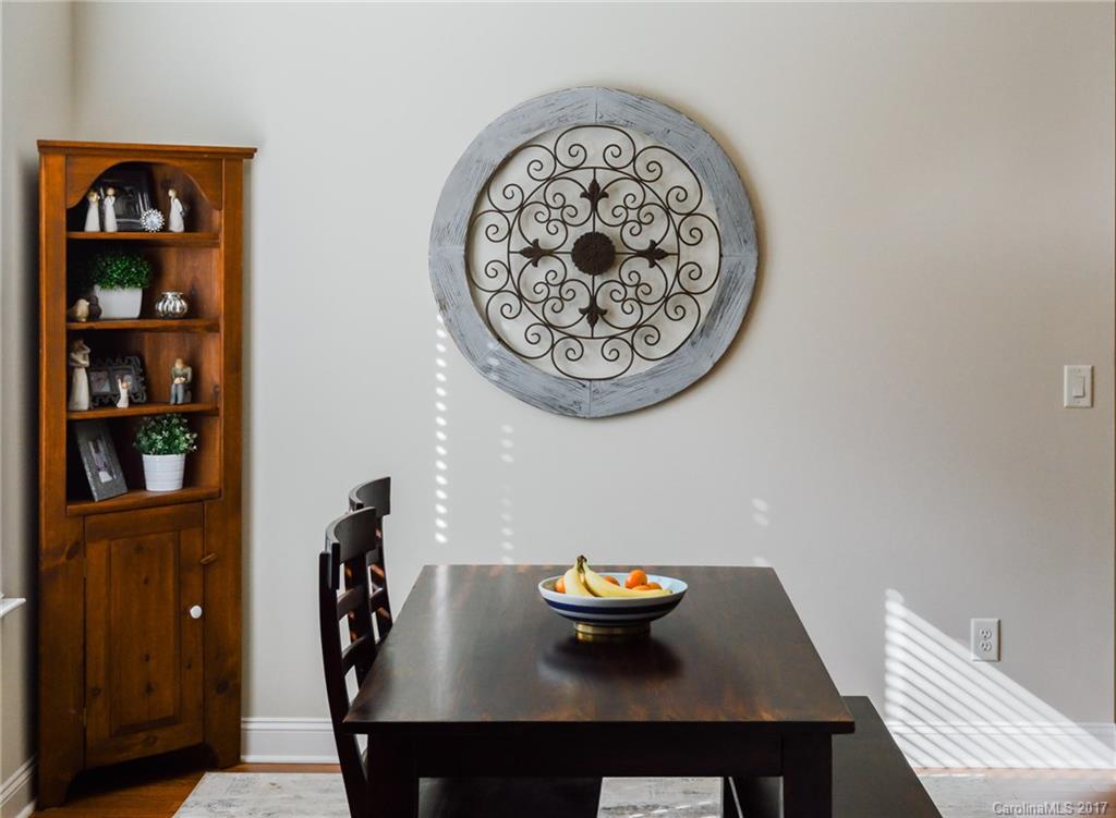 SECREST VILLAGE - Residential