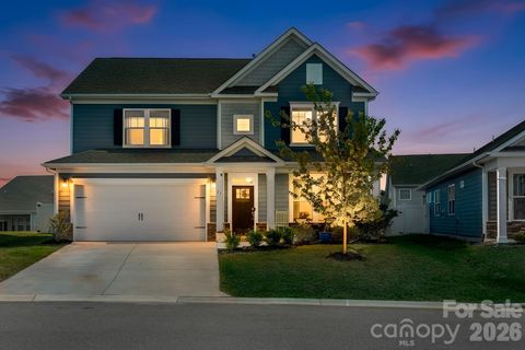 23 Thornberry Road Hendersonville NC 28792