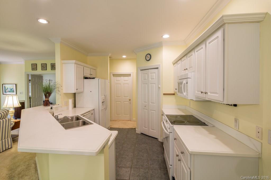 Straus Park - Residential