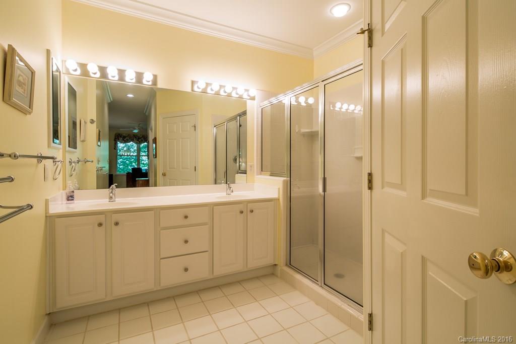 Straus Park - Residential