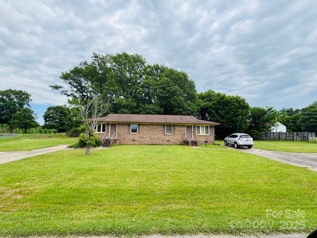 923/929 Pleasant Drive