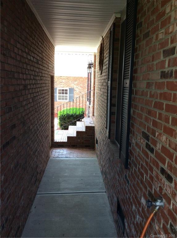 Steele Creek - Residential Lease