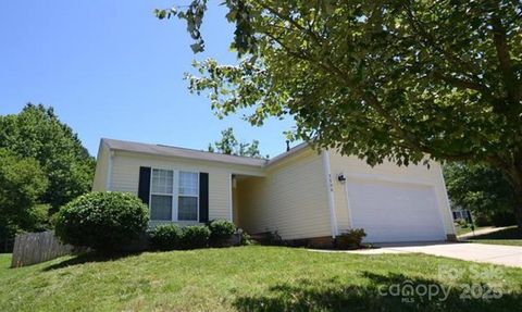 Photo of 1500 Majestic Meadow Drive, Charlotte, NC 28216 (MLS # 4309451)