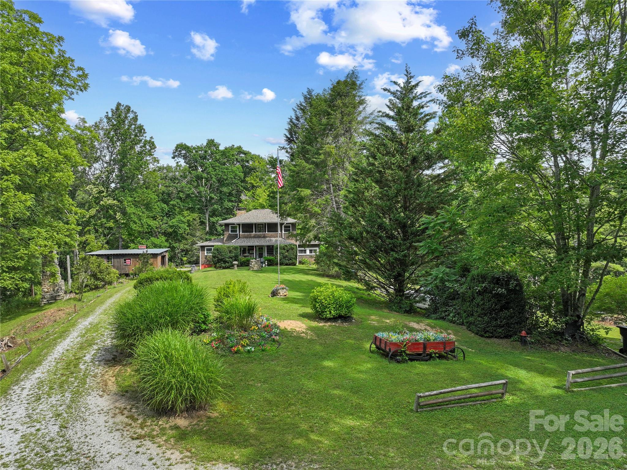 Photo 1 of 23 — 3151 N Bearwallow Road, Hendersonville, NC 28792