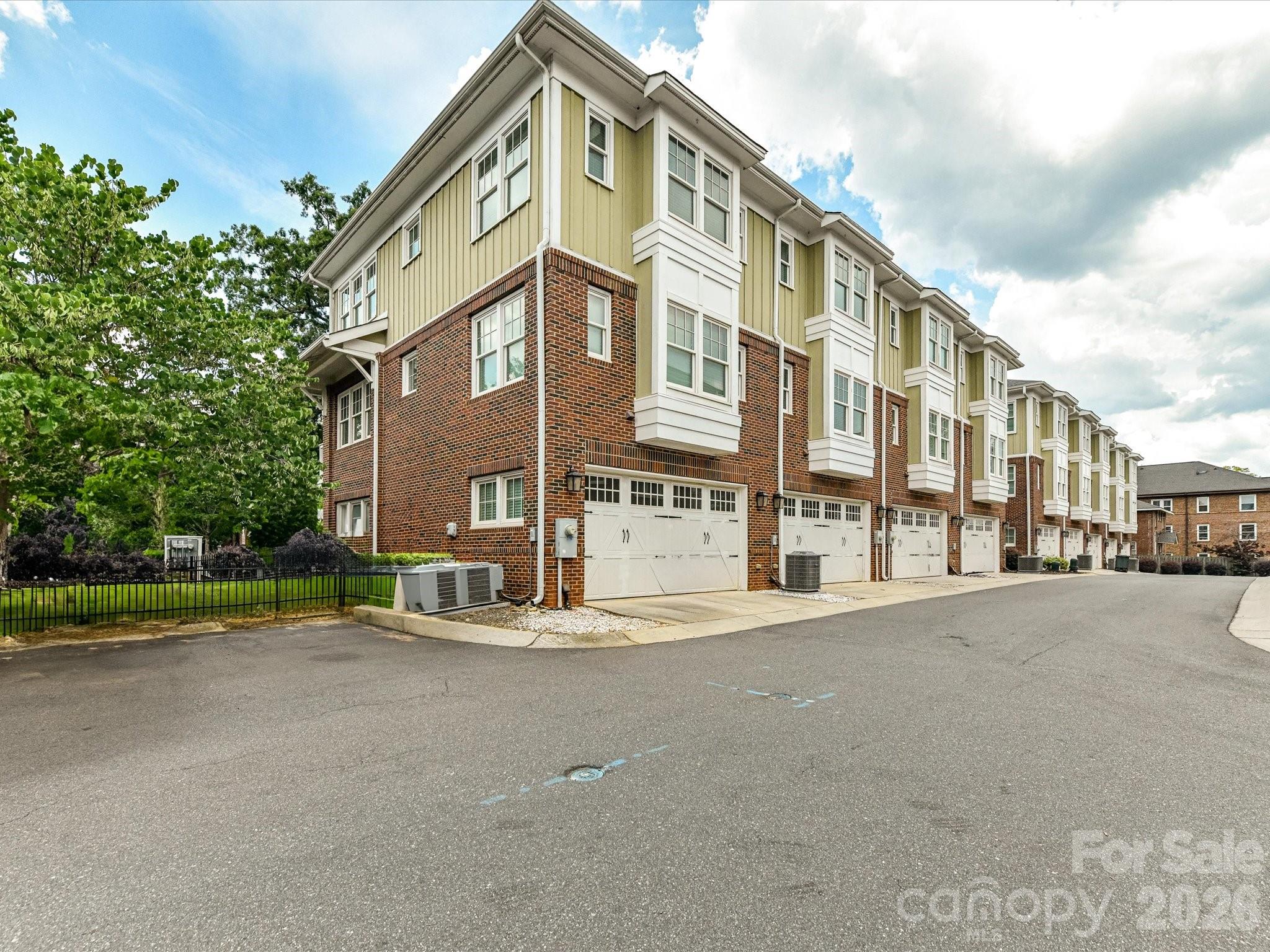 Grandin Heights - Residential