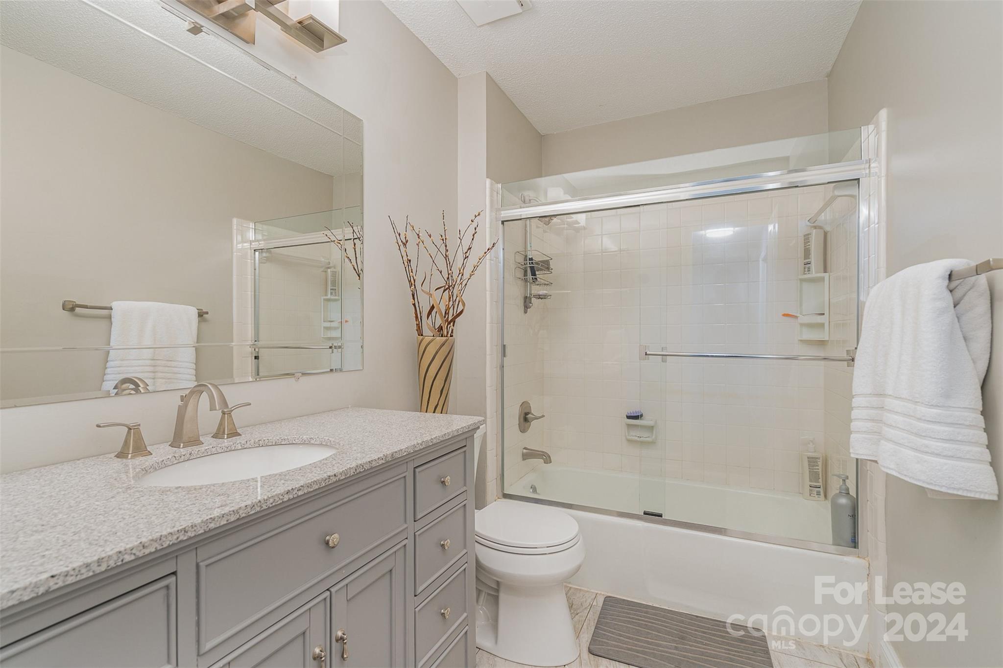 Quail Hollow Estates - Residential Lease