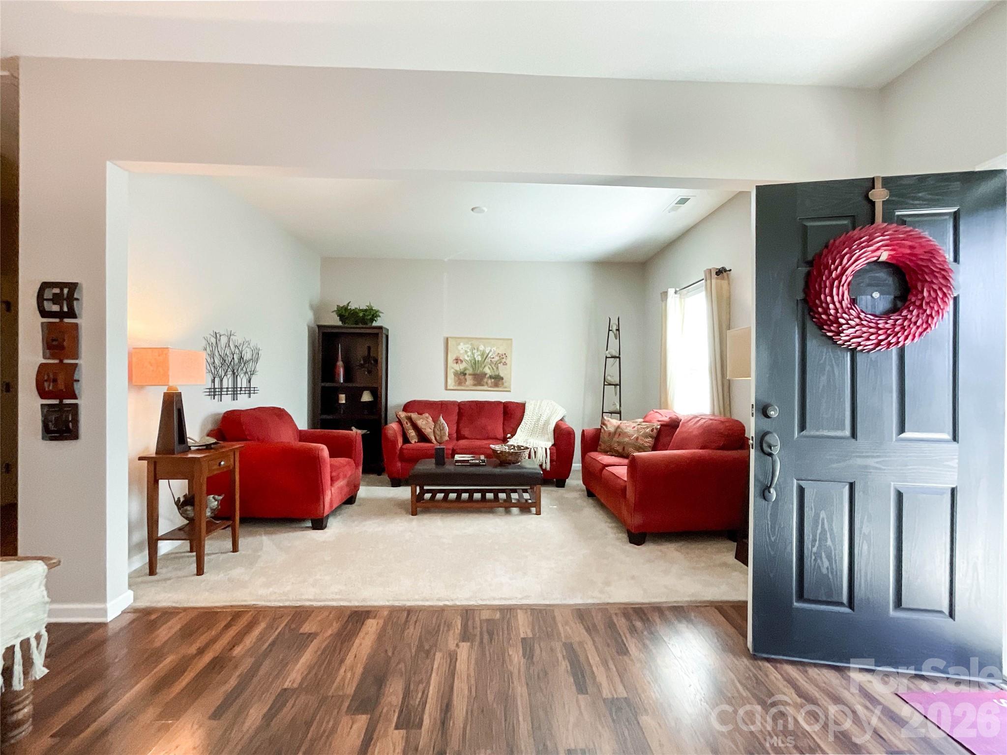 2005 Yellow Daisy Drive