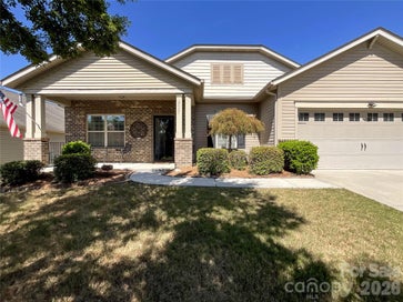 2005 Yellow Daisy Drive Matthews NC 28104