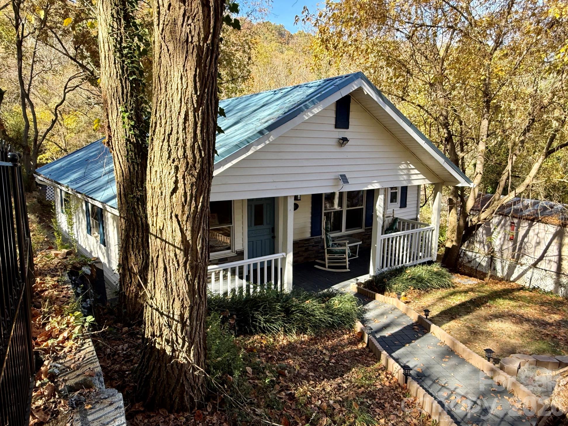 105 Painter Street