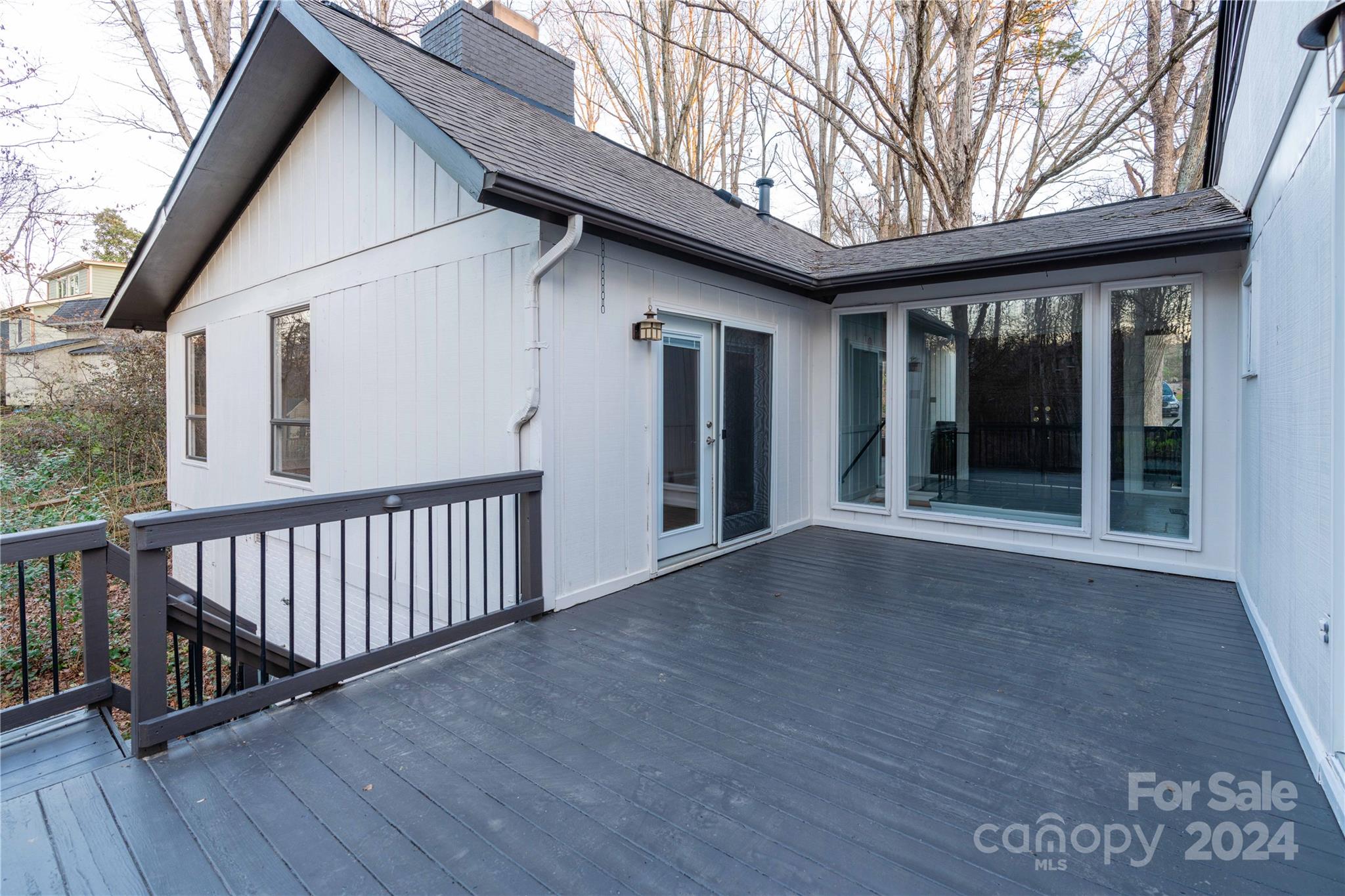 Governors Square - Residential