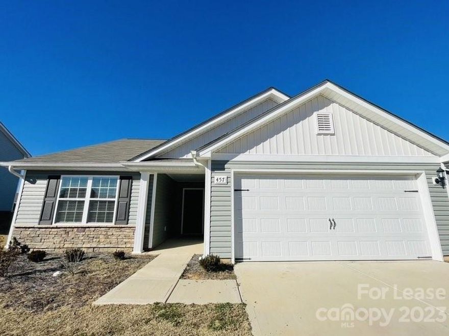 This captivating residence offers three bedrooms, two bathrooms, and 1317 square feet of meticulously designed living space. Hardwood flooring creates a warm and inviting atmosphere, while the living area features plush carpeting for relaxation and entertainment. The kitchen boasts sleek stainless steel appliances and ample counter space. The spacious rooms offer a welcoming retreat, and the bathrooms feature luxurious bathtubs and stylish sinks for a serene experience. Nestled in a prime location, this residence offers the perfect blend of comfort and convenience. 

Experience the sophistication and comfort of this exceptional property—schedule a tour today.

$20 Technology Fee and one-time $100 Admin Fee