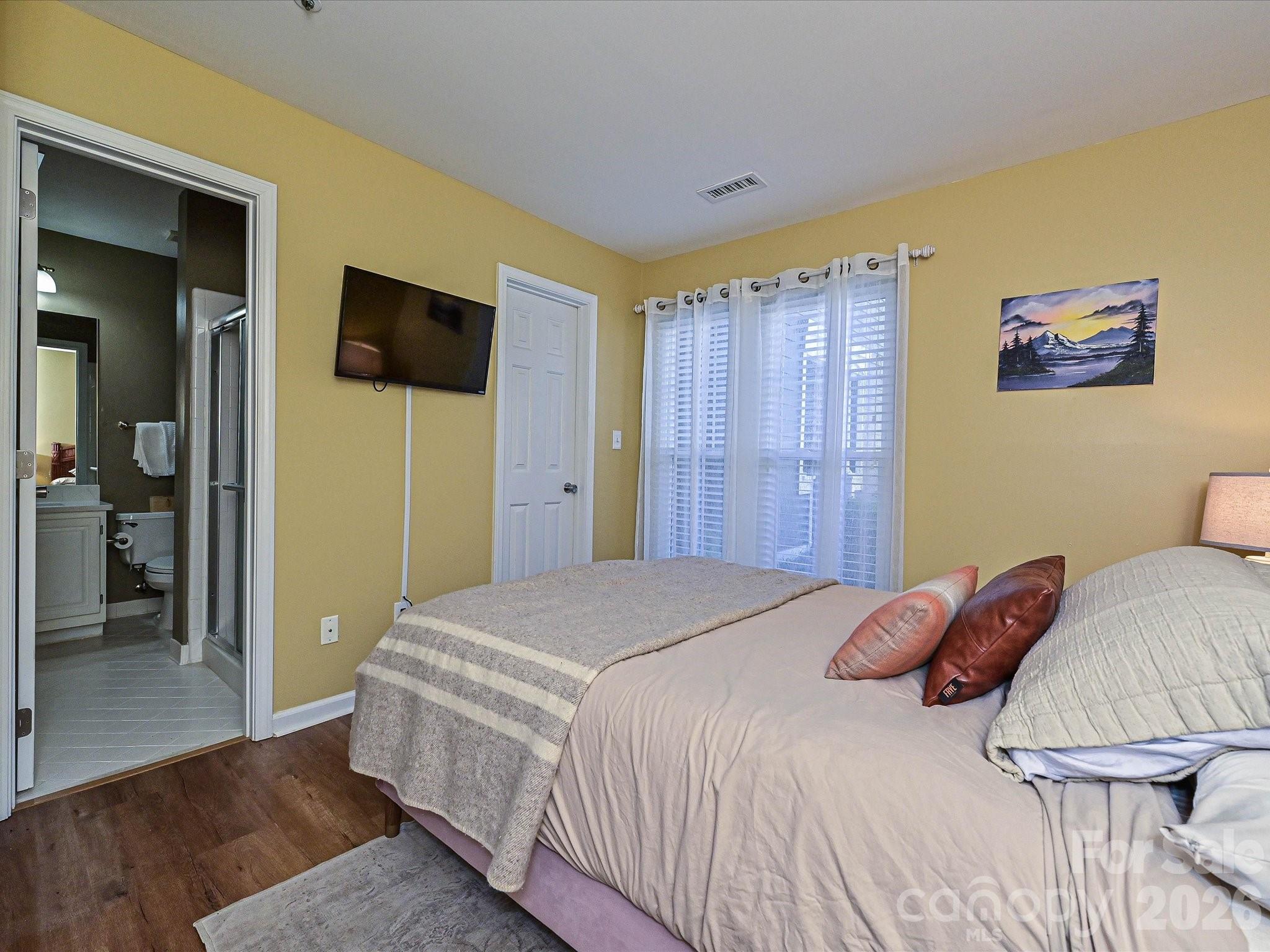 Vineyard Point Bayview - Residential