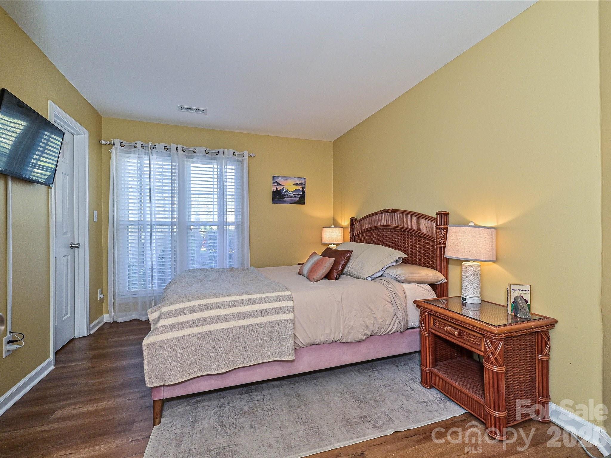 Vineyard Point Bayview - Residential