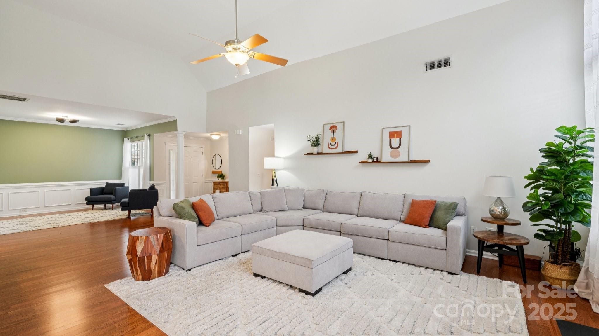 13308 Centerview Lane