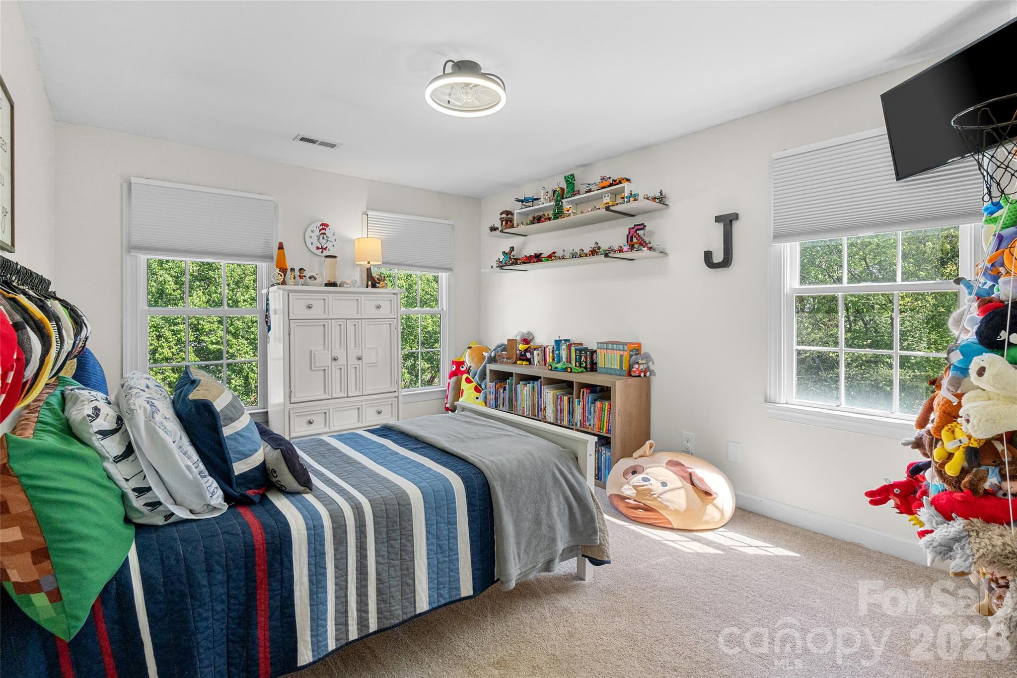 Victorian Hills - Residential