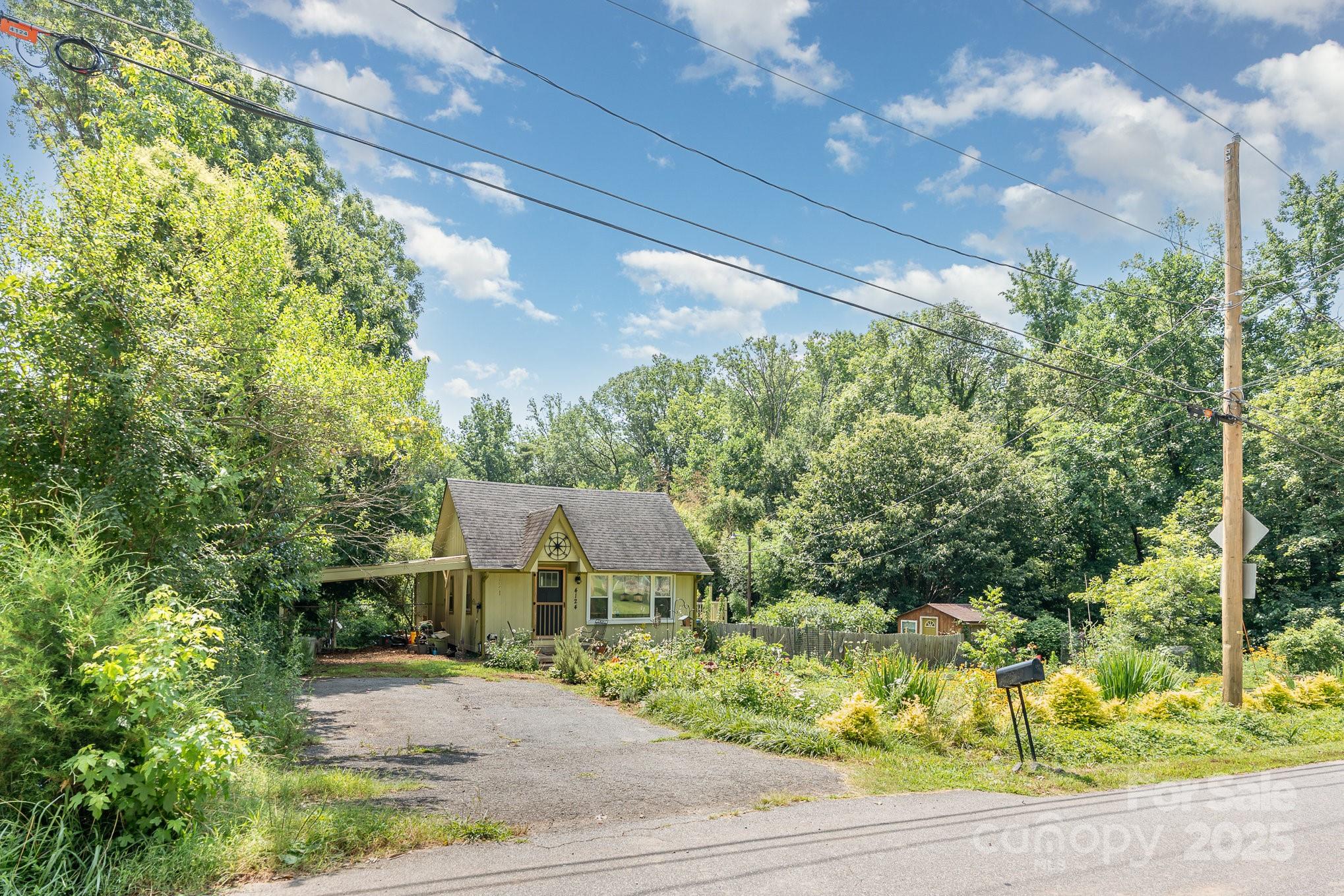 4124 Oakwood Road