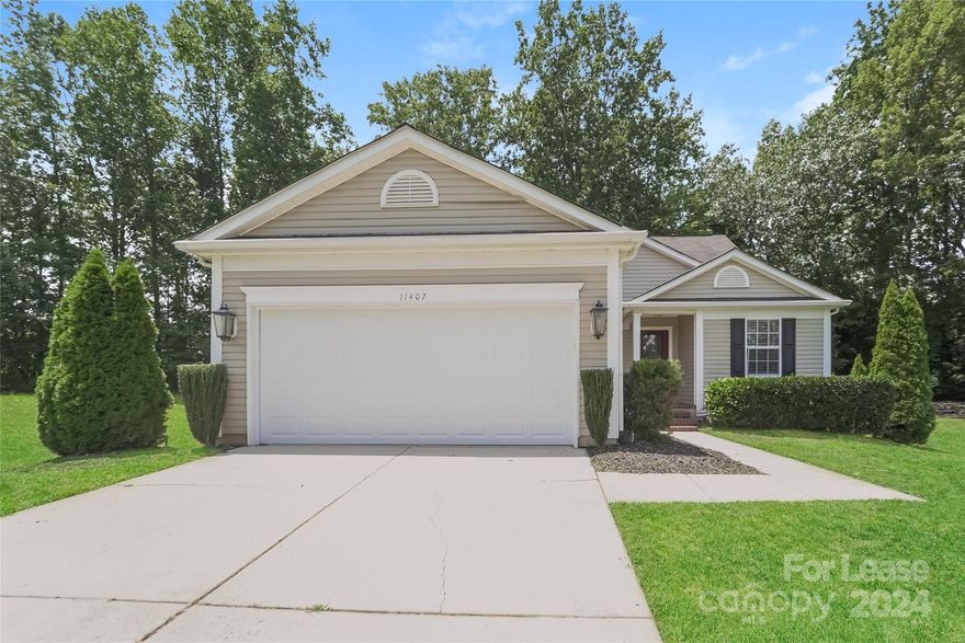 LEASING SPECIAL!! $1,000 OFF 1ST MONTH'S FULL RENT!!

Discover this spacious 2015 sq ft, 4-bedroom, 2.0-bathroom pet-friendly home featuring modern amenities including a well-equipped kitchen with a refrigerator, microwave, range oven, and dishwasher. Enjoy the convenience of an attached garage and relax on the deck or unwind in a soothing bath in the bathtub-equipped bathroom. Situated near essential services, this home offers proximity to restaurants, grocery stores, and retail outlets, enhancing your living experience. Schedule a tour today and make this inviting space your new home!