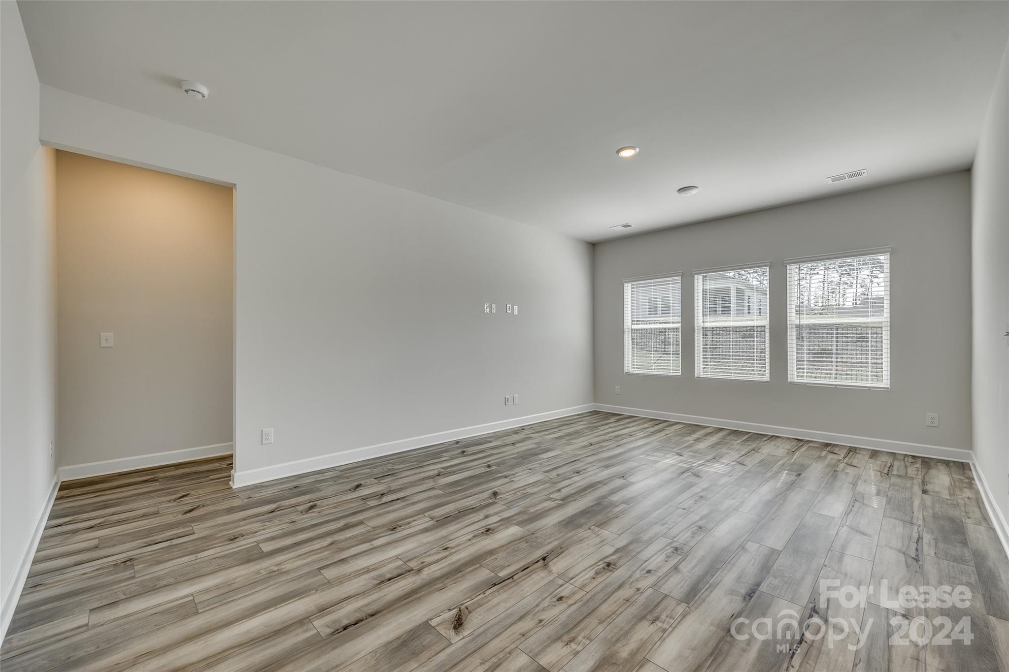 The Vineyards on Lake Wylie - Residential Lease