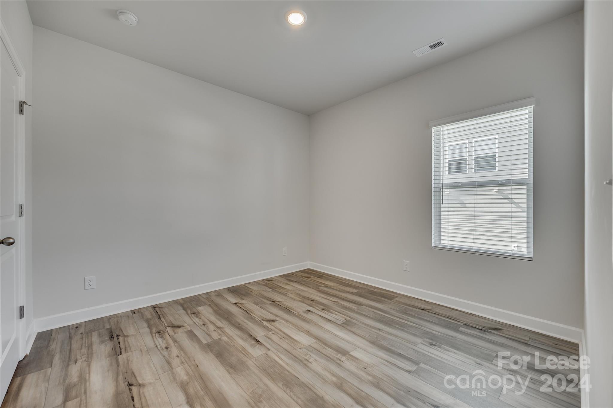 The Vineyards on Lake Wylie - Residential Lease