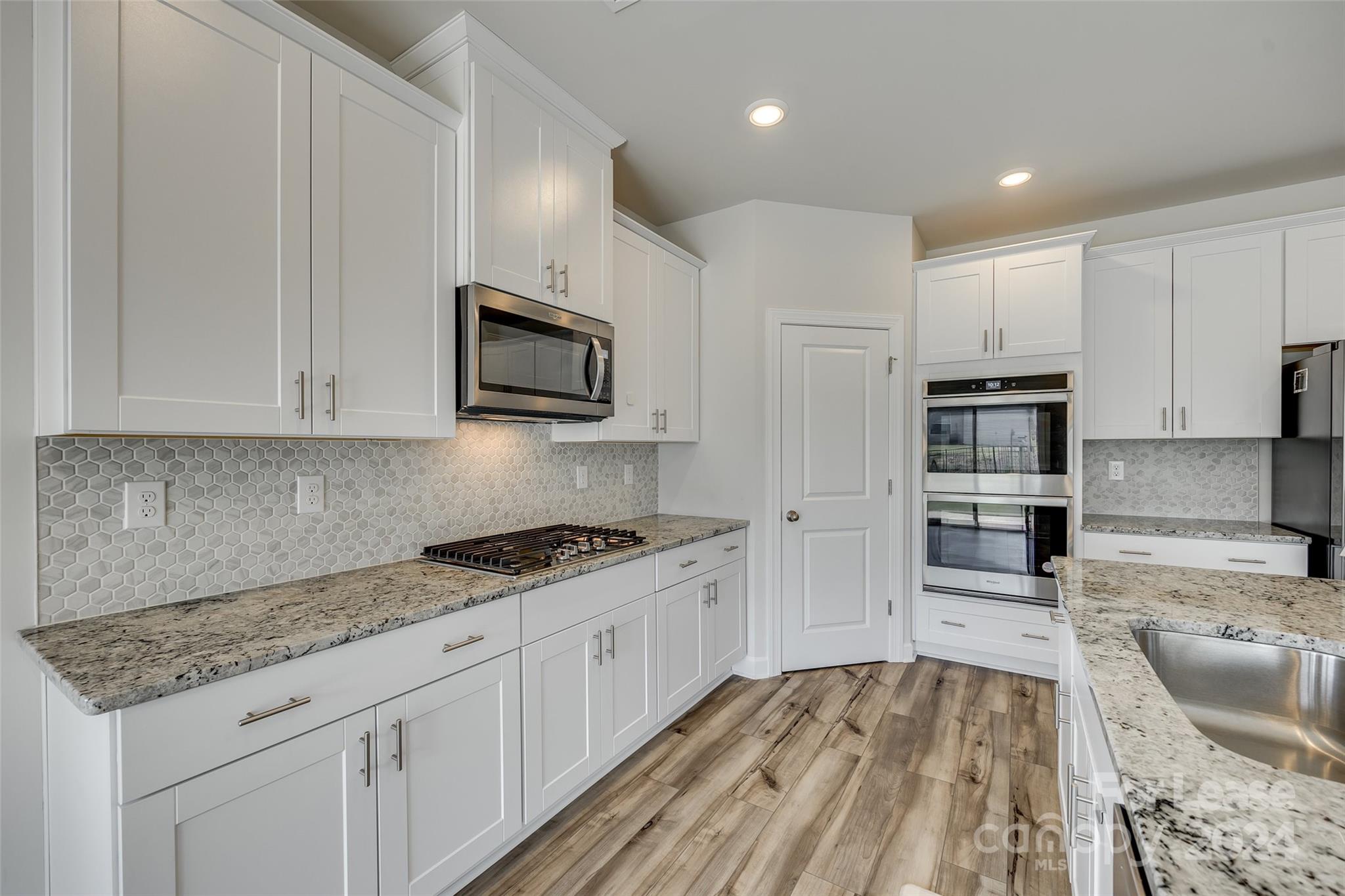 The Vineyards on Lake Wylie - Residential Lease