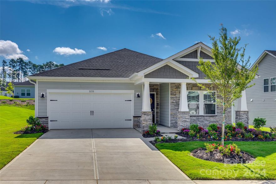 Discover this beautiful, energy-efficient home, built in 2023. Located in the sought-after community of The Vineyards on Lake Wylie, this property offers modern living with exceptional amenities. Enjoy the covered patio while you entertain in the fenced in yard. This home is available for immediate move-in. Don’t miss the chance to live in this desirable location. Contact us today to schedule a viewing!