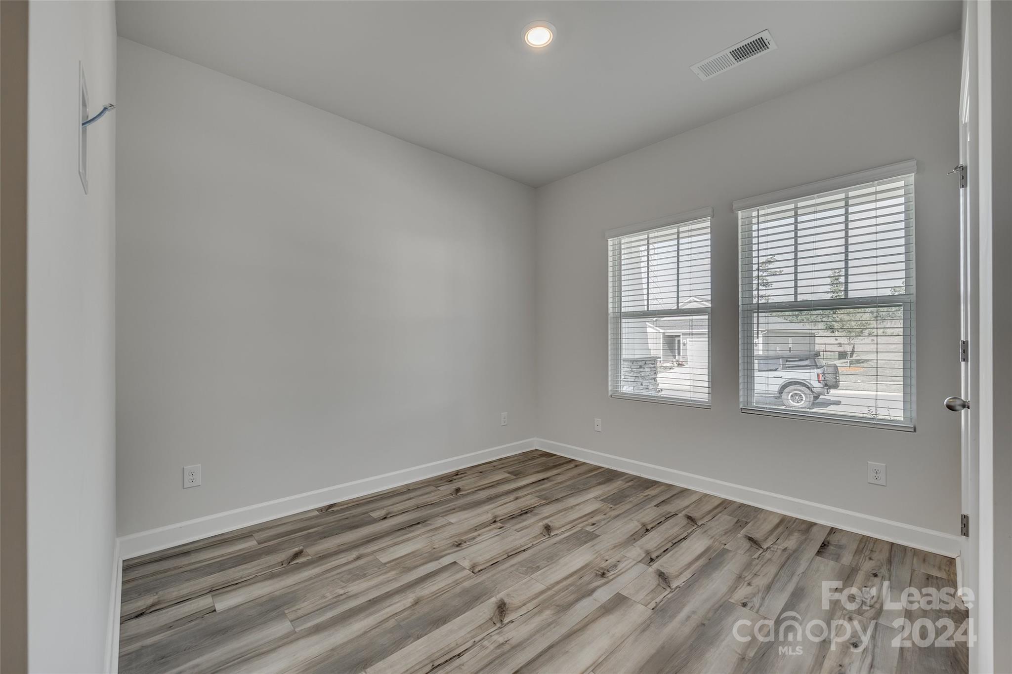 The Vineyards on Lake Wylie - Residential Lease