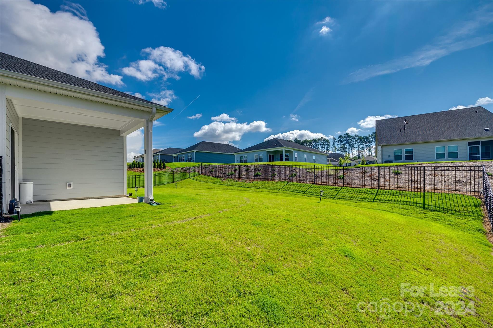 The Vineyards on Lake Wylie - Residential Lease