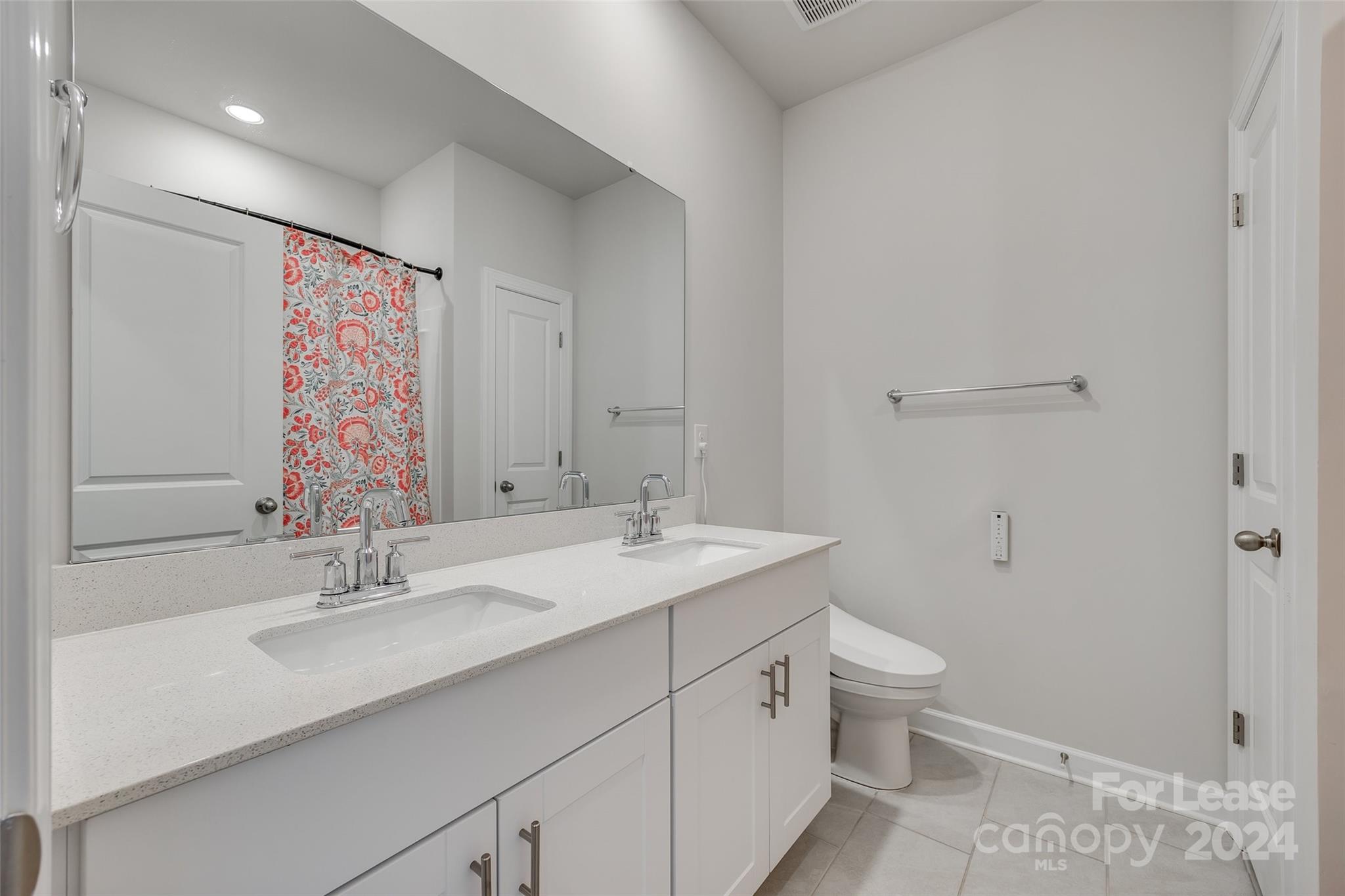 The Vineyards on Lake Wylie - Residential Lease