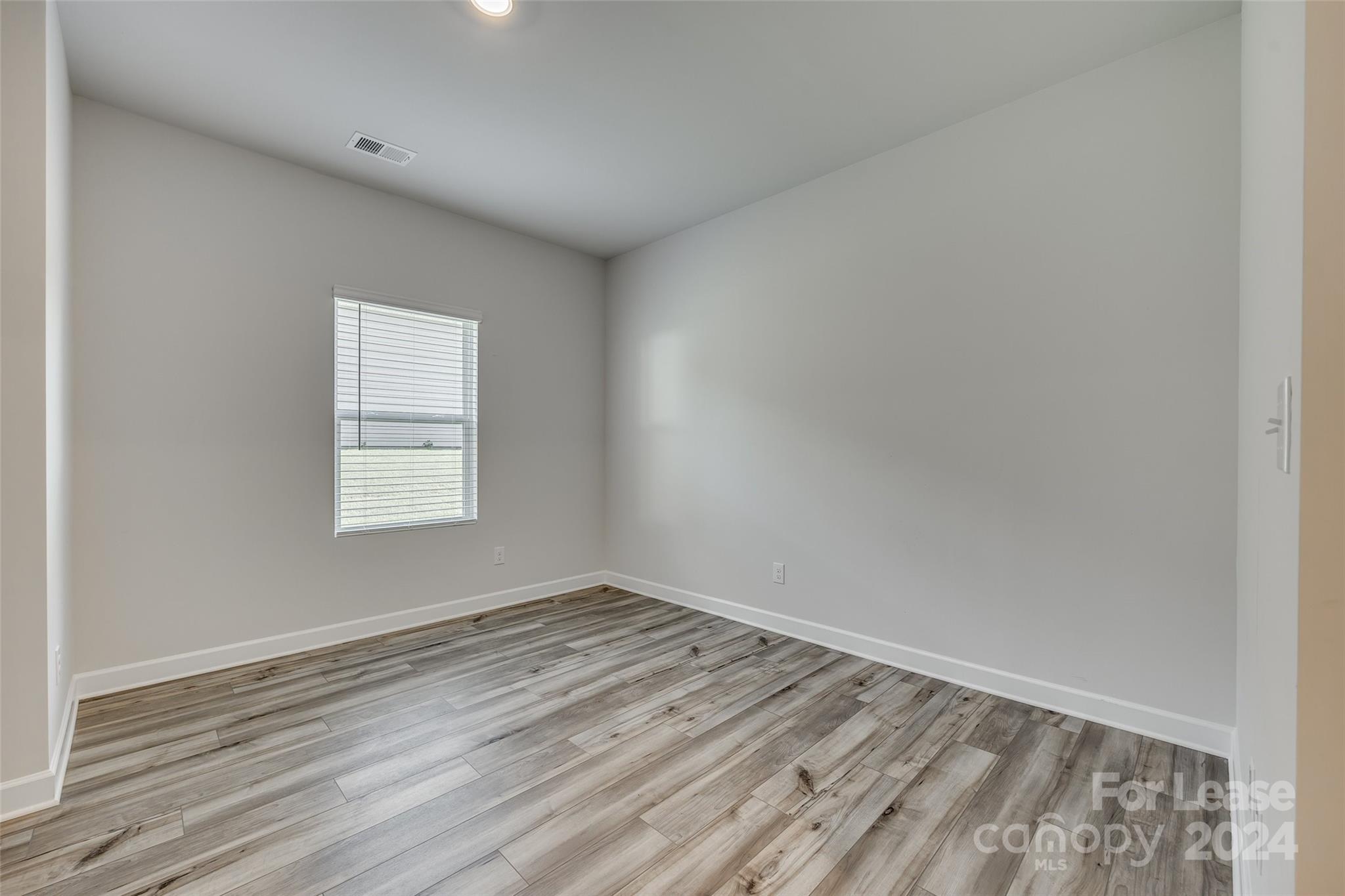 The Vineyards on Lake Wylie - Residential Lease