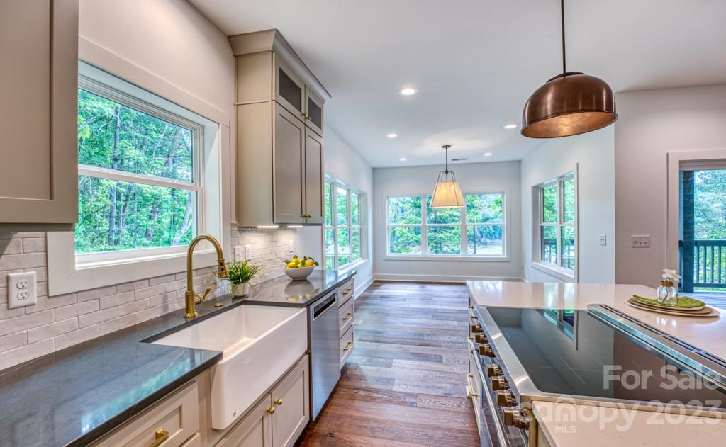 The Arbor at Lake James - Residential