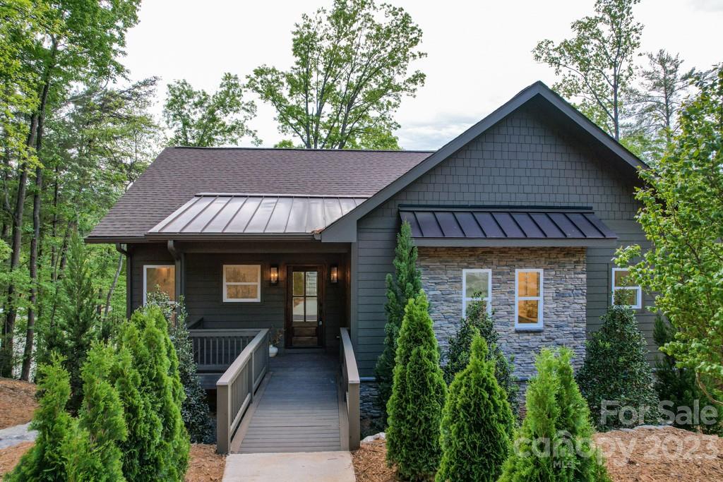The Arbor at Lake James - Residential