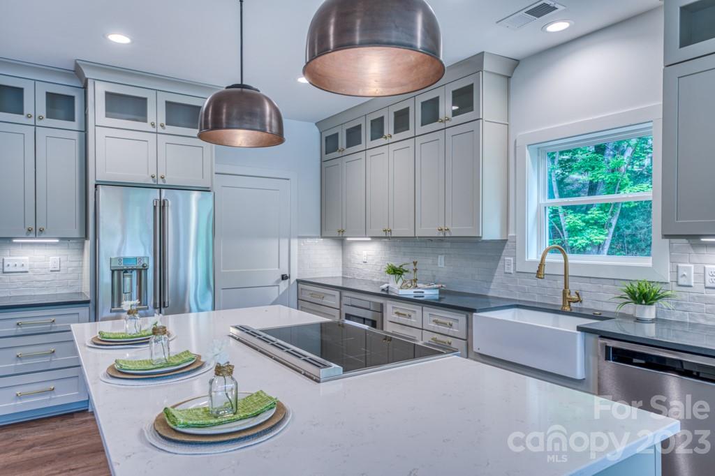 The Arbor at Lake James - Residential