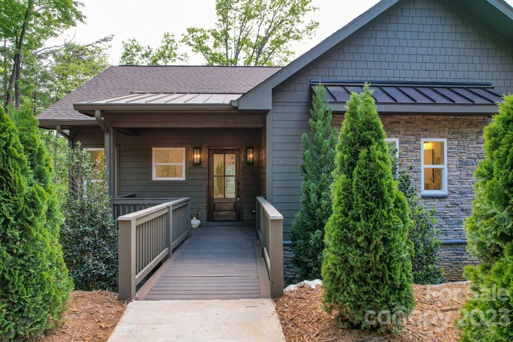 The Arbor at Lake James - Residential